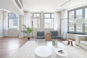 Elevated Luxury 2-Bed Apt with Elevator Access
